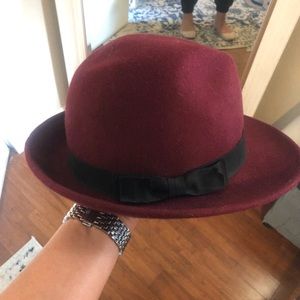Wool hat red